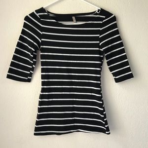 Black and white striped fitted top